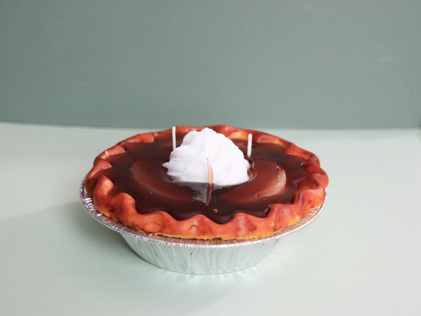 Hot apple pie soy candle