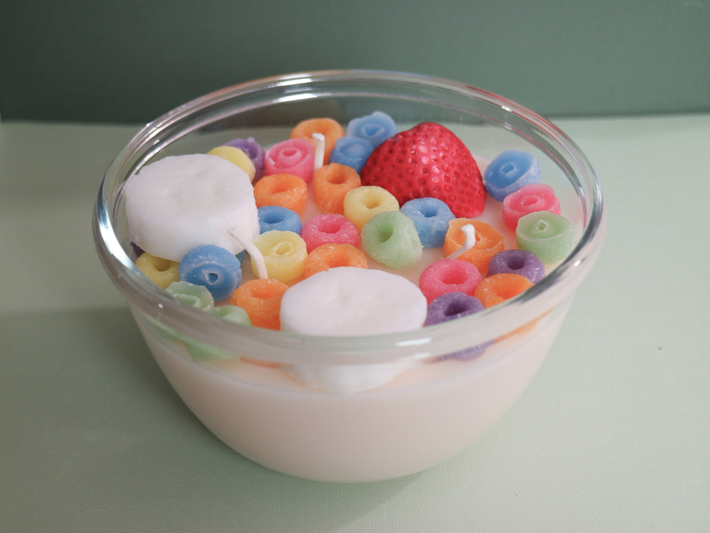 9 oz fruit Loop scented Candle