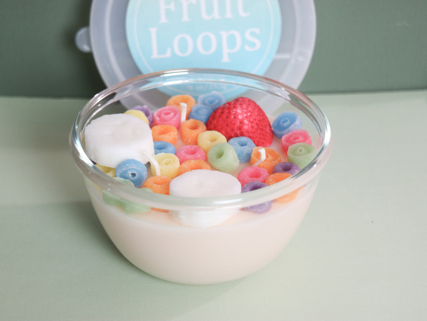 9 oz fruit Loop scented Candle